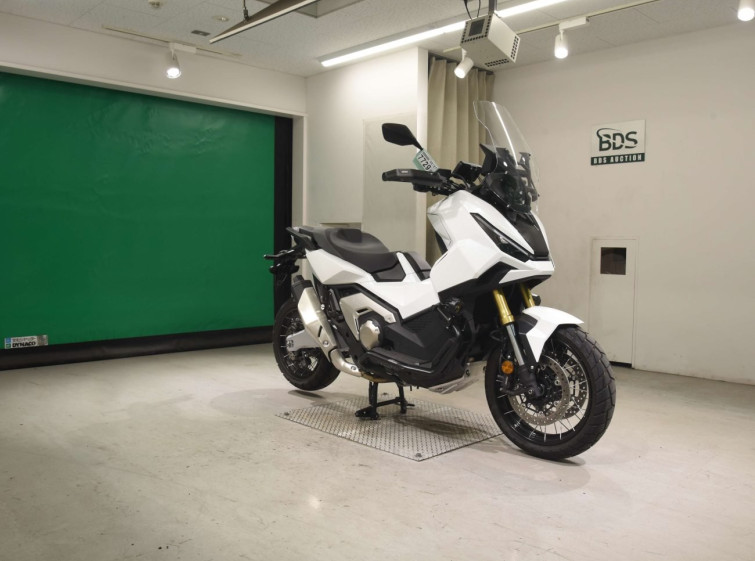 Мотоцикл Honda X-ADV750-2 з пробігом 1181 km