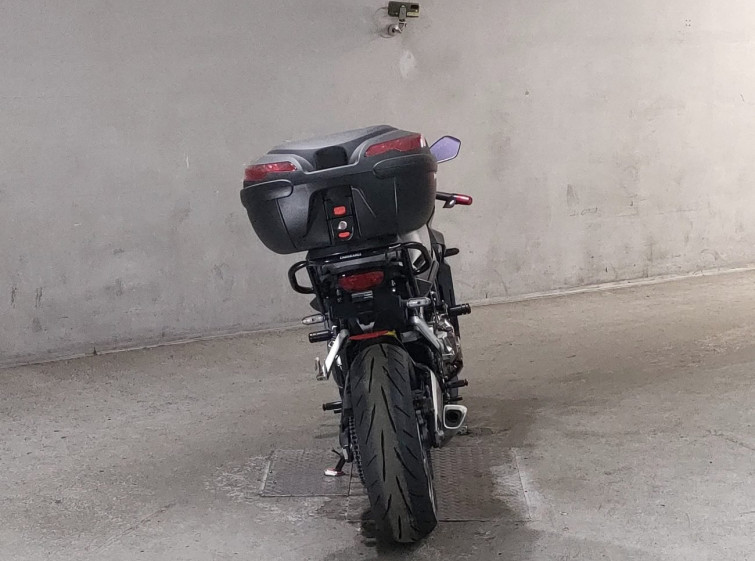 Мотоцикл Honda CBR650R с пробегом 9690 km