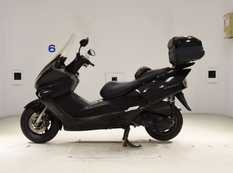 Мотоцикл Honda FORZA с пробегом 7941 km