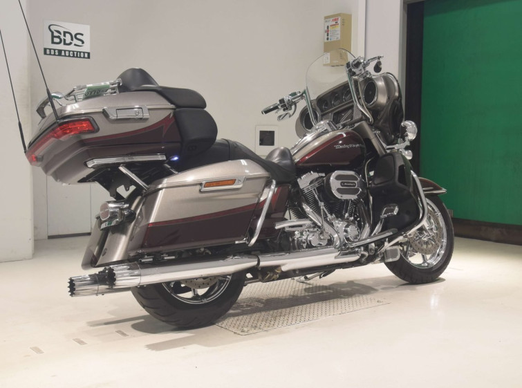 Мотоцикл HD ELECTRA GLIDE FLHTKSE1800 з пробігом 30917 km