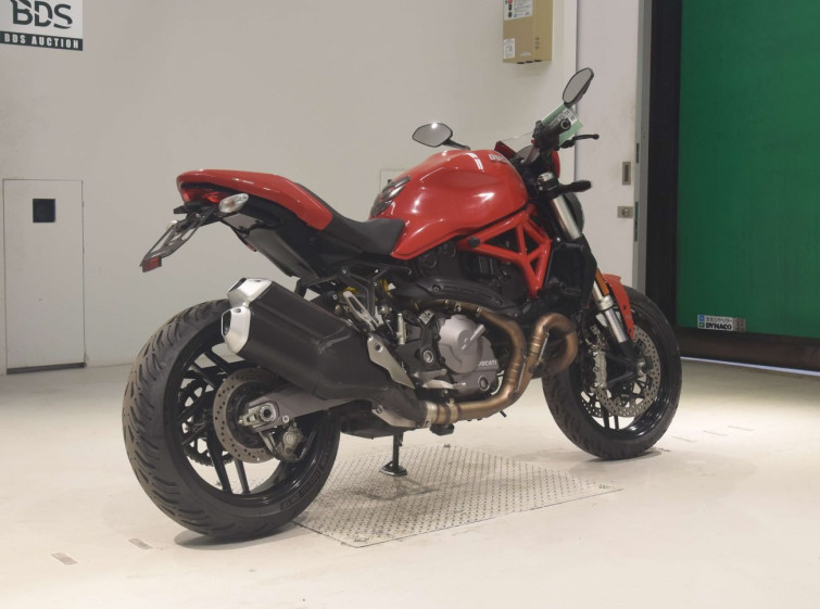 Мотоцикл Ducati MONSTER 821 з пробігом 32047 km