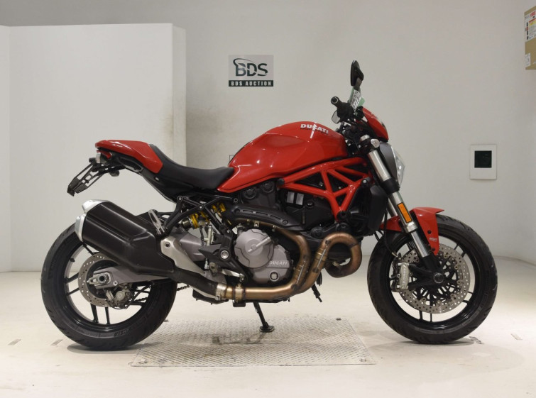 Мотоцикл Ducati MONSTER 821 з пробігом 32047 km