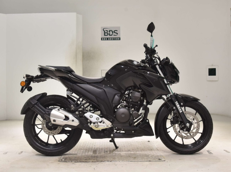 Мотоцикл Yamaha FZ25 з пробігом 4323 km