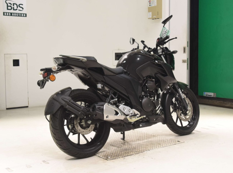 Мотоцикл Yamaha FZ25 з пробігом 4323 km