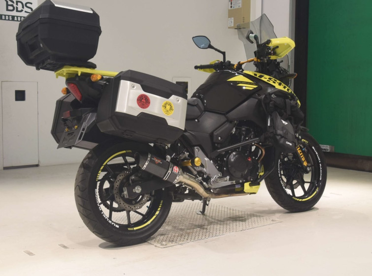 Мотоцикл Suzuki V-STROM DL250 з пробігом 11781 km