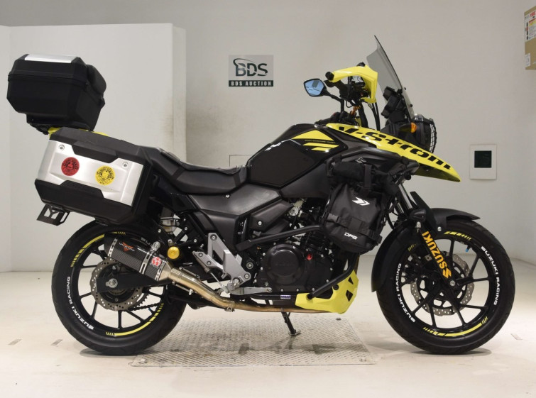 Мотоцикл Suzuki V-STROM DL250 з пробігом 11781 km