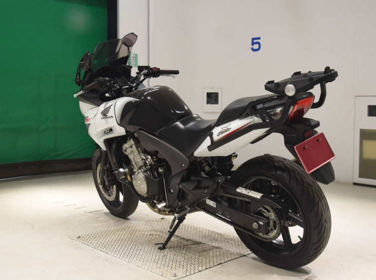 Мотоцикл Honda CBF600SA з пробігом 26240 km