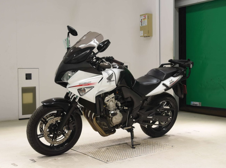 Мотоцикл Honda CBF600SA з пробігом 26240 km