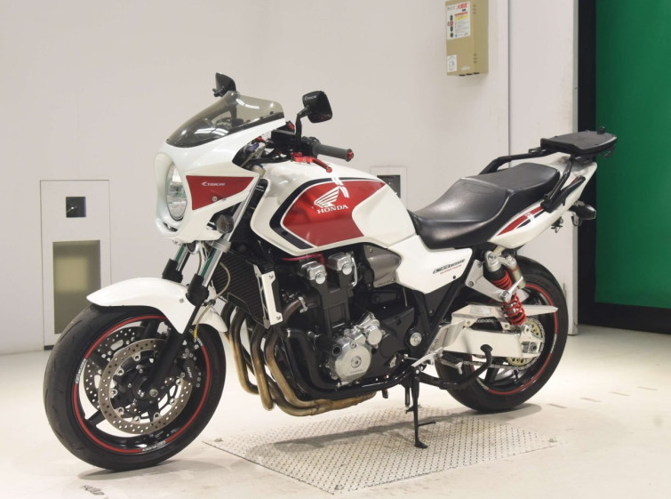 Мотоцикл Honda CB1300SF з пробігом 21857 km