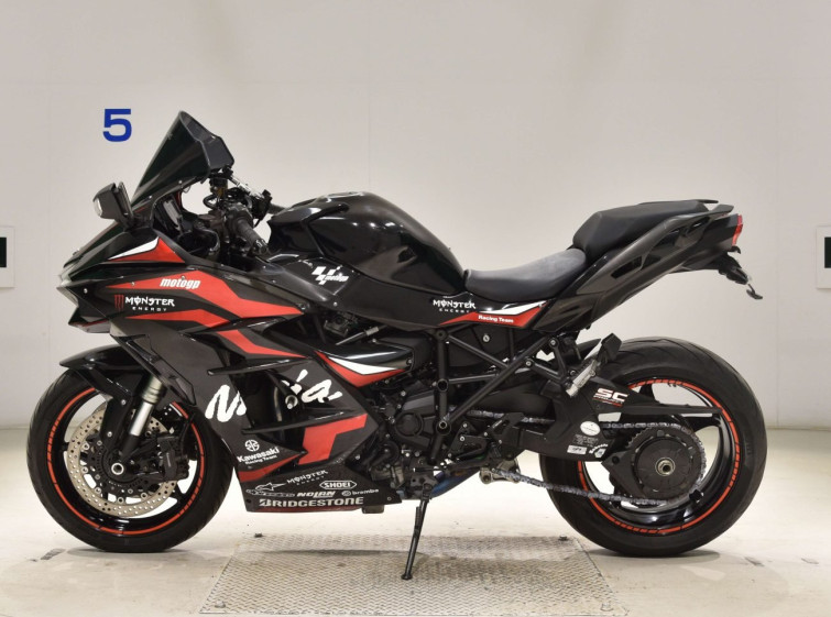 Мотоцикл Kawasaki NINJA H2 SX с пробегом 43298 km