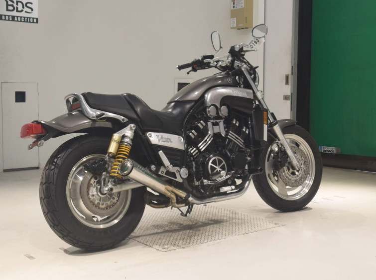 Мотоцикл Yamaha V-MAX1200 з пробігом 47384 km