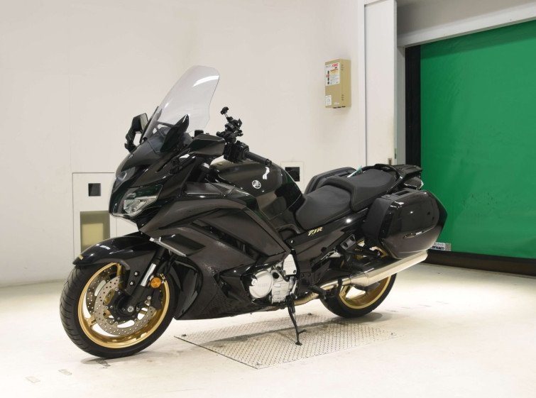Мотоцикл Yamaha FJR1300AS з пробігом 8367 km