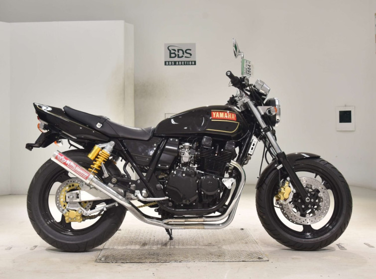 Мотоцикл Yamaha XJR400 с пробегом 6803 km