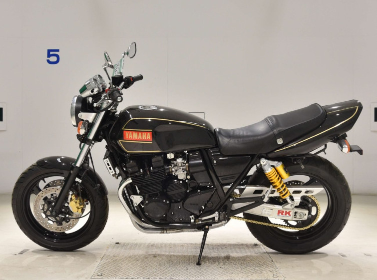 Мотоцикл Yamaha XJR400 с пробегом 6803 km