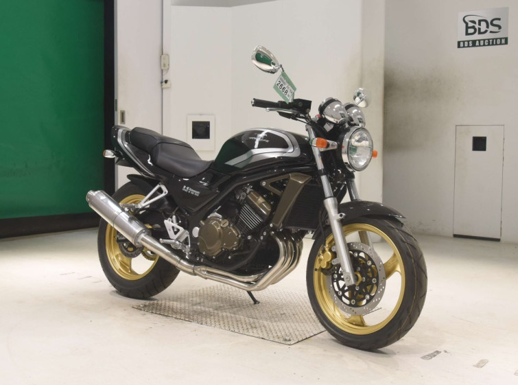 Мотоцикл Kawasaki BALIUS ZR250 з пробігом 3111 km