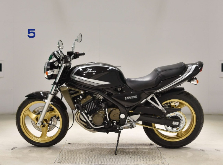 Мотоцикл Kawasaki BALIUS ZR250 з пробігом 3111 km