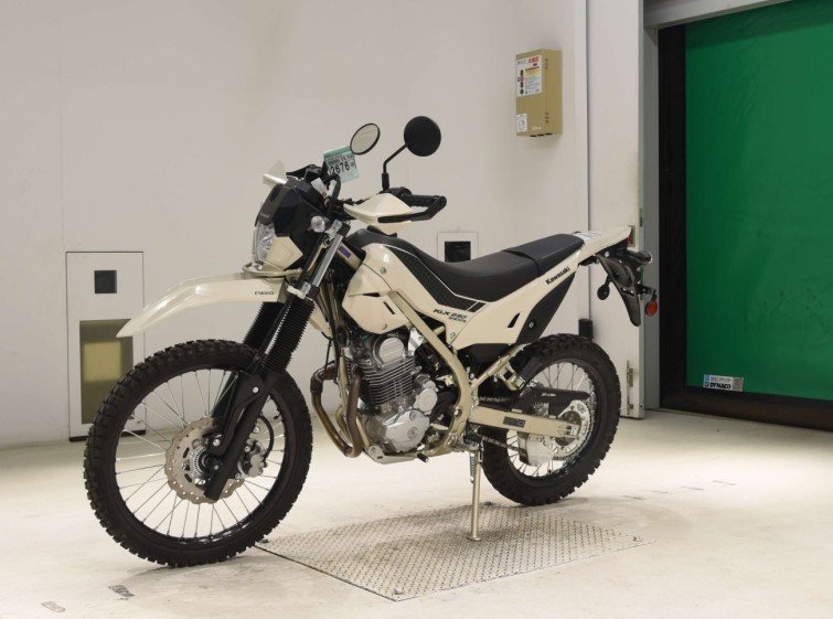 Мотоцикл Kawasaki KLX230 SHERPA с пробегом 102 km
