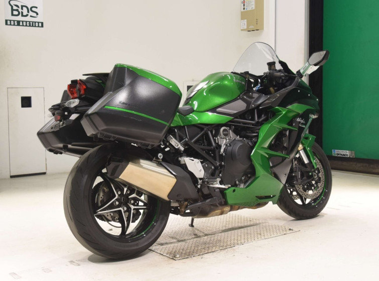 Мотоцикл Kawasaki NINJA H2 SX с пробегом 18626 km