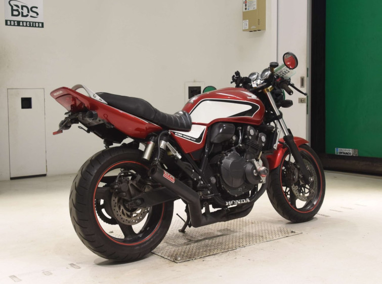 Мотоцикл Honda CB400SFV с пробегом 28195 km
