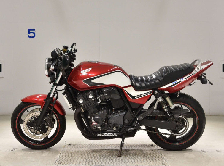 Мотоцикл Honda CB400SFV с пробегом 28195 km