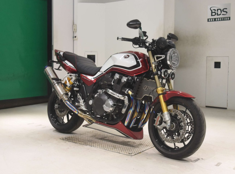 Мотоцикл Honda CB1300SF з пробігом 14878 km