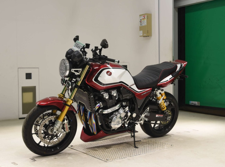 Мотоцикл Honda CB1300SF з пробігом 14878 km