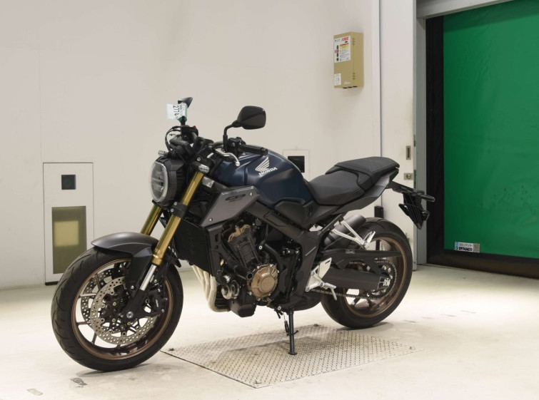 Мотоцикл Honda CB650R с пробегом 2714 km