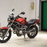 Мотоцикл Honda VTR250 з пробігом 9681 km
