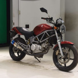 Мотоцикл Honda VTR250 з пробігом 9681 km