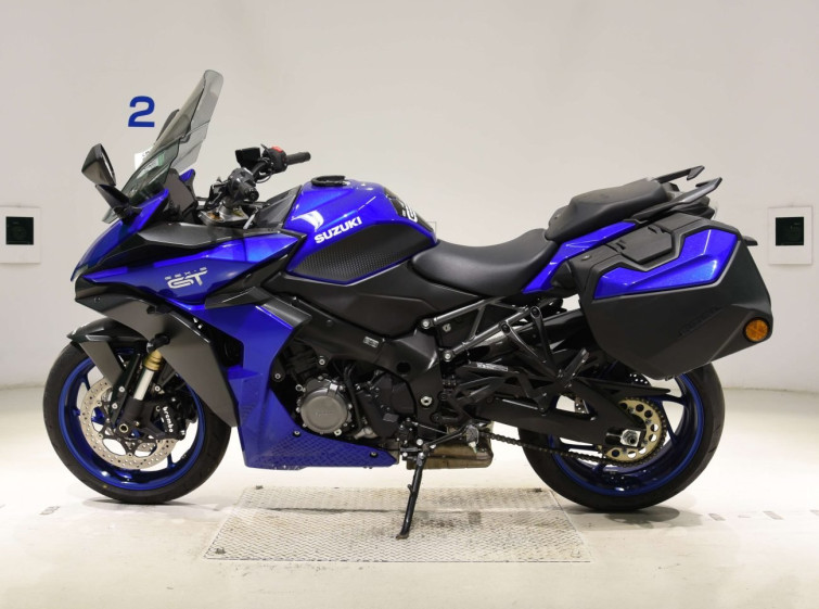 Мотоцикл Suzuki gsx-s1000 gt з пробігом 6937 km