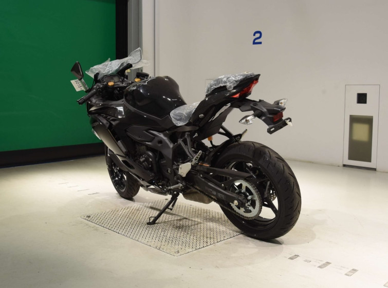 Мотоцикл Kawasaki NINJA ZX-25R