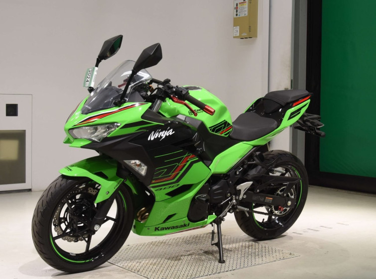 Мотоцикл Kawasaki NINJA400 з пробігом 3091 km