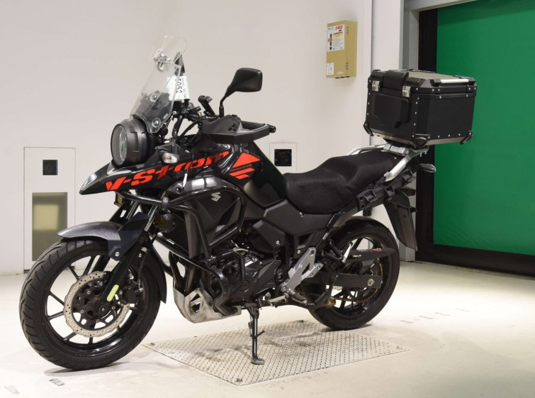 Мотоцикл Suzuki V-STROM DL250 с пробегом 55272 km