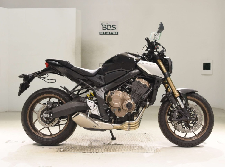Мотоцикл Honda CB650R з пробігом 9887 km