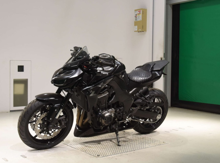 Мотоцикл Kawasaki Z1000 з пробігом 27518 km