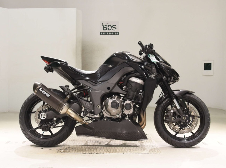 Мотоцикл Kawasaki Z1000 з пробігом 27518 km