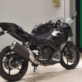 Мотоцикл Kawasaki NINJA400 з пробігом 7706 km