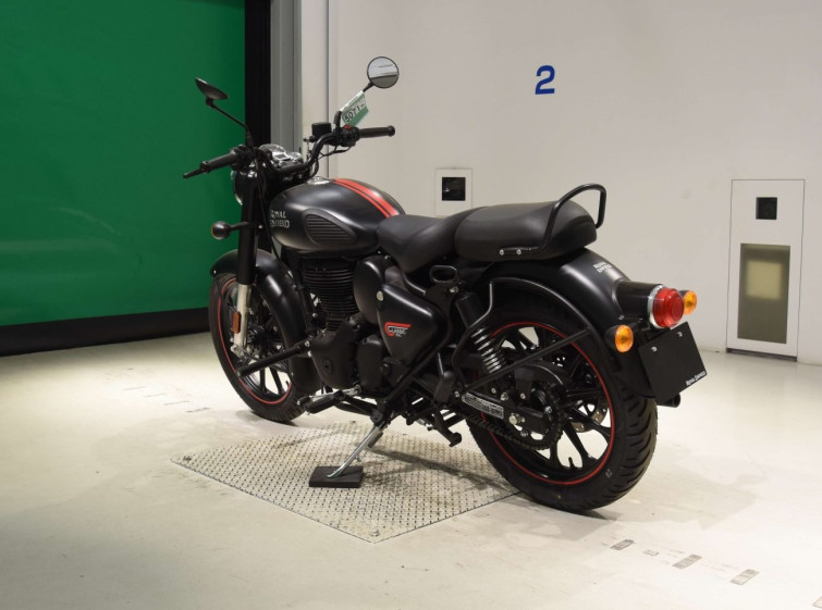 Мотоцикл Royal Enfield CLASSIC350 с пробегом 387 km