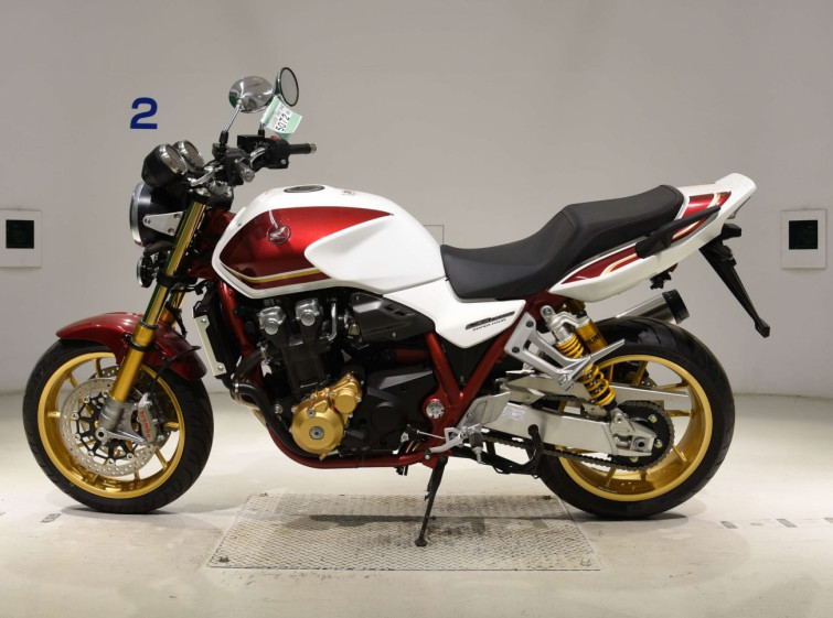 Мотоцикл Honda CB1300SF з пробігом 68 km