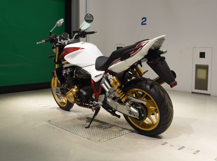 Мотоцикл Honda CB1300SF з пробігом 68 km