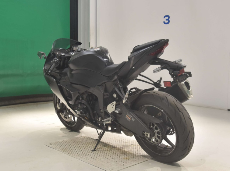 Мотоцикл Kawasaki ZX-6R з пробігом 3111 km