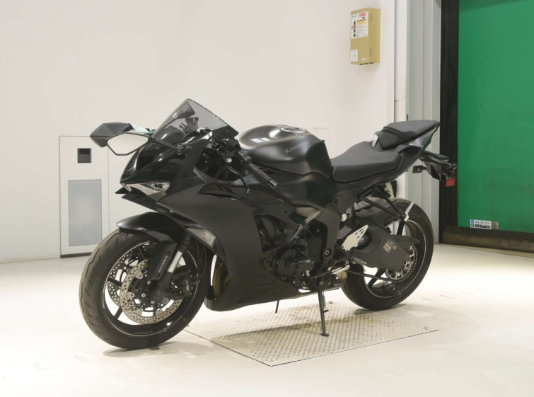 Мотоцикл Kawasaki ZX-6R з пробігом 3111 km
