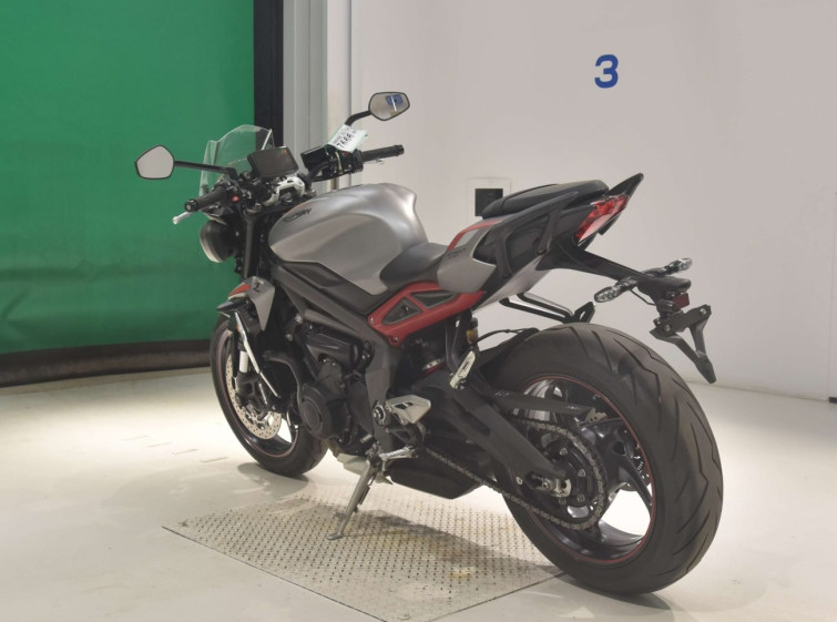 Мотоцикл Triumph STREET TRIPLE RS з пробігом 12298 km