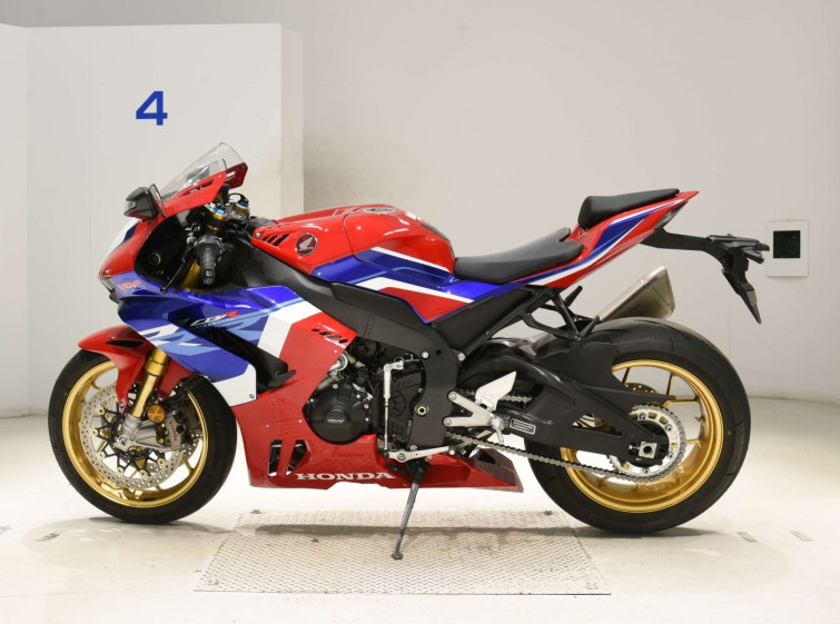 Мотоцикл Honda CBR1000RR SP з пробігом 578 km