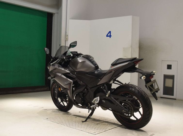 Мотоцикл Yamaha YZF-R25 з пробігом 49905 km