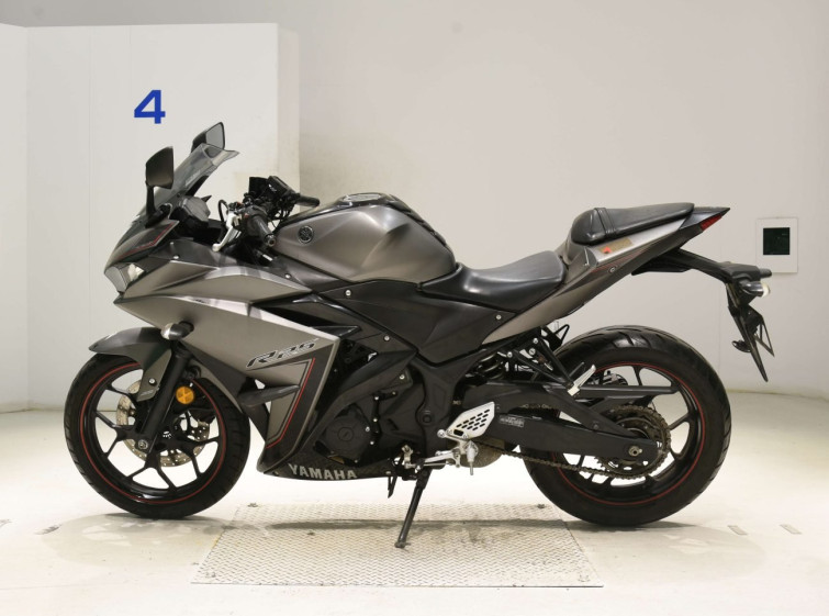 Мотоцикл Yamaha YZF-R25 з пробігом 49905 km
