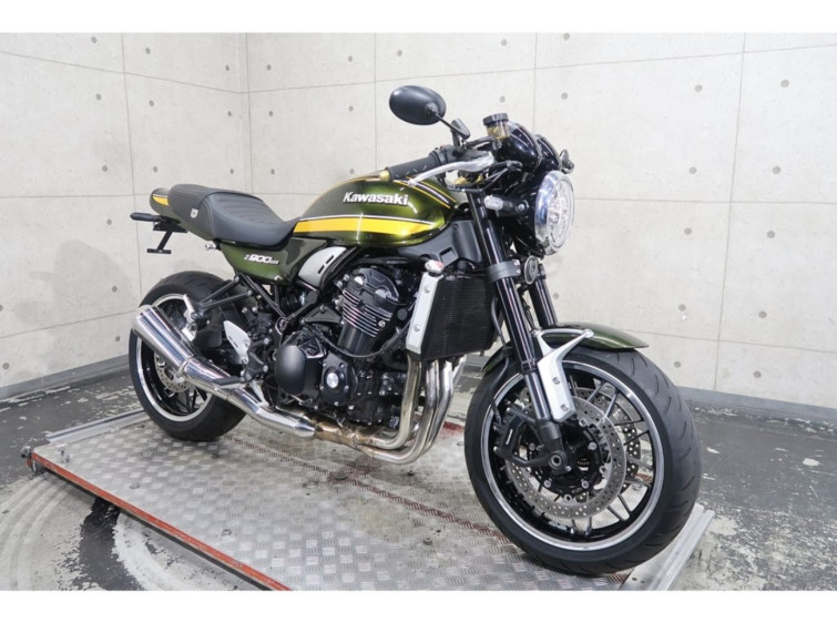 Мотоцикл Kawasaki Z900RS з пробігом 1930 km