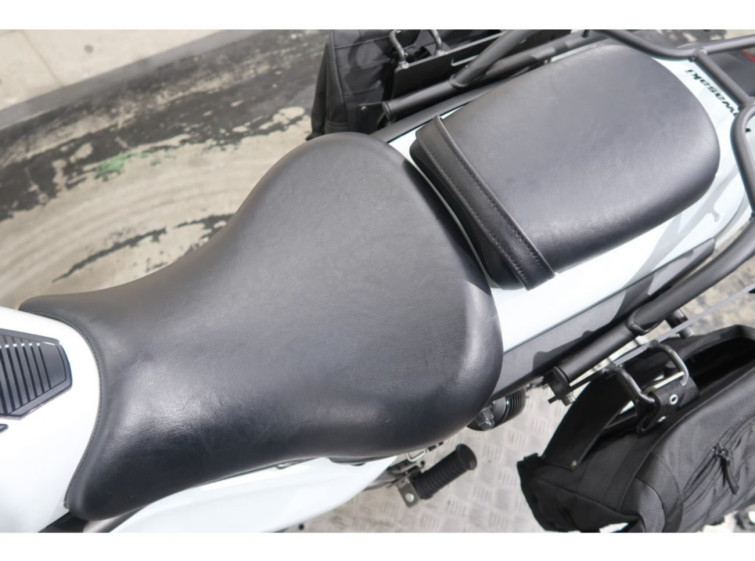 Мотоцикл Kawasaki ELIMINATOR 400 с пробегом 2987 km