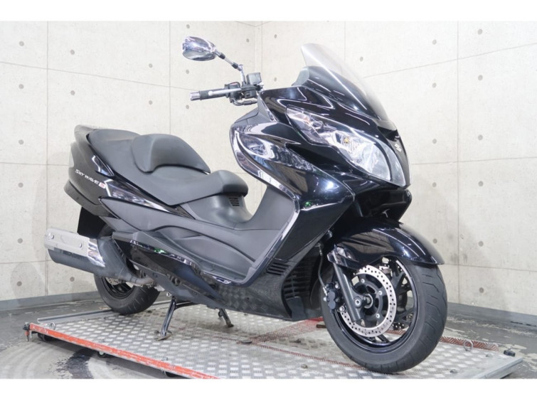 Мотоцикл Suzuki SKYWAVE 400 з пробігом 14636 km