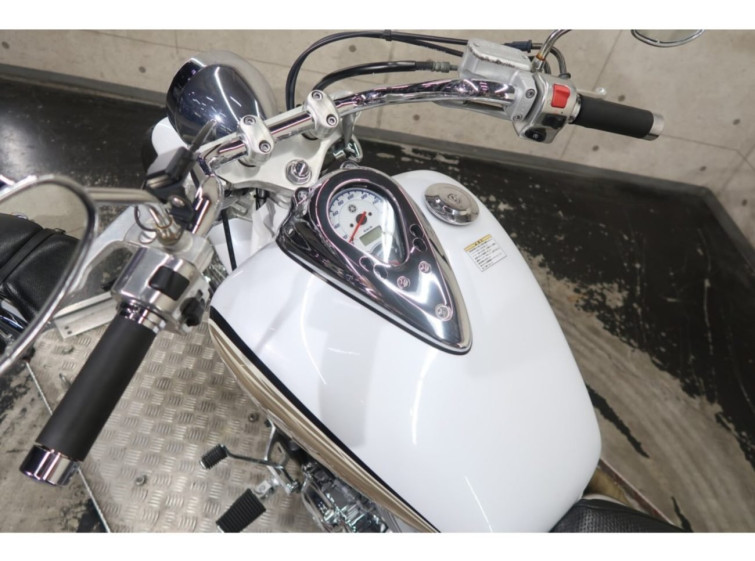 Мотоцикл Yamaha DRAGSTAR XVS400 с пробегом 6441 km